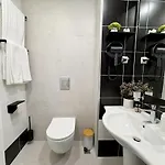 Deep Blue Horizon By The Sea Apartamento *