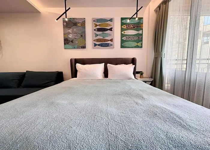 Deep Blue Horizon By The Sea