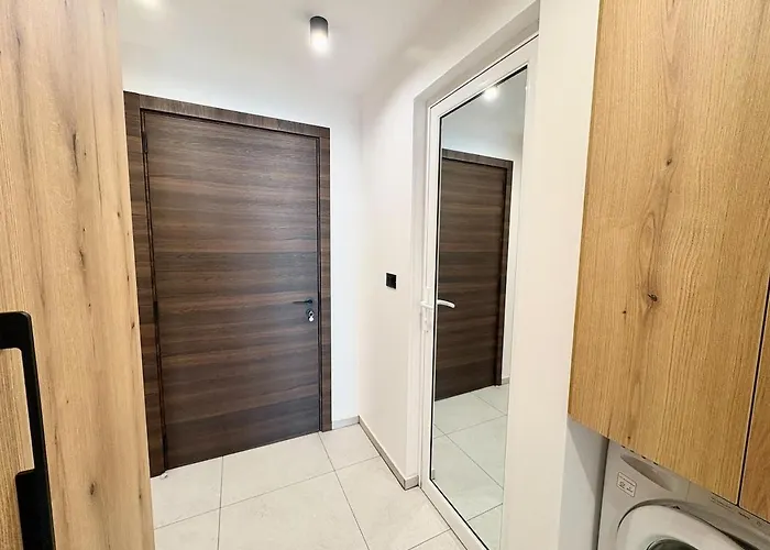 Deep Blue Horizon By The Sea