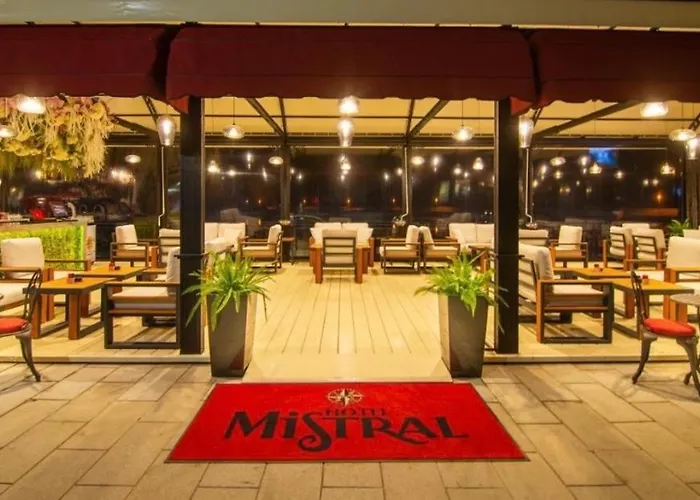 Deep Blue Horizon By The Sea Apartment *